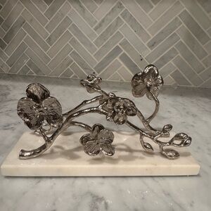 Silver Floral Decorative Napkin Holder